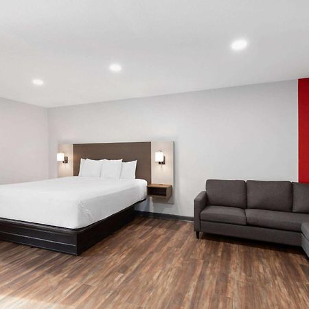 Ramada By Wyndham Bainbridge Hotel Екстериор снимка